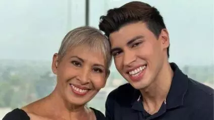 El influencer abrió su corazón al dedicarle un emotivo mensaje a su madre, quien tuvo complicaciones de salud tras ser diagnosticada con la enfermed