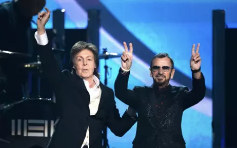 Los ex Beatles Paul McCartney y Ringo Starr vuelven a unir sus talentos en una colaboración.