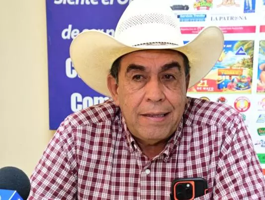 El entrevistado manifestó que la Secretaría de Fomento Agropecuario del Estado ha estado realizando reuniones con ganaderos para informar sobre este