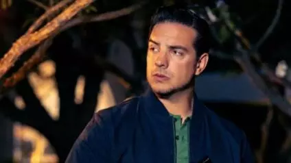 El cantante e hijo de Eugenio Derbez se defendió de las acusaciones en su contra