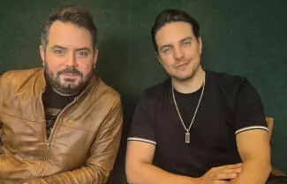 El hijo de Victoria Ruffo y Eugenio Derbez habló sobre las acusaciones que enfrenta su hermano