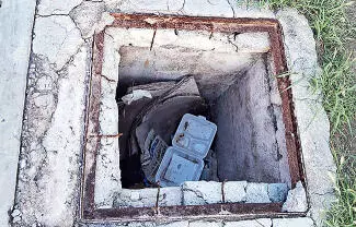 Representa un grave riesgo para las personas que diariamente transitan por el sector