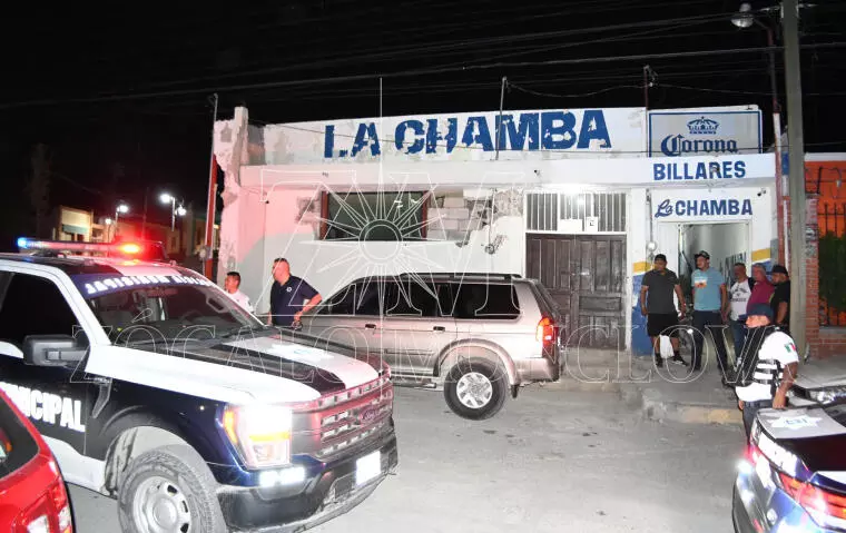 Tras el reporte, varias unidades de la Policía Municipal acudieron rápidamente al sitio luego de recibir el llamado.