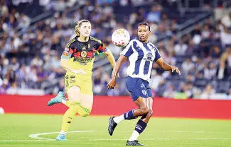 Con la motivación a tope, las Rayadas quieren levantar de nuevo un título frente al América, tal y como sucedió en 2024, y para ello buscarán hoy tomar una ventaja importante en la Final de Ida del Clausura 2026