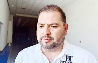 Un mensaje colocado en los baños del personal docente, generó preocupación entre padres de familia y personal escolar