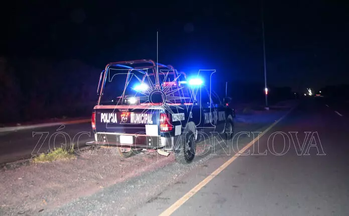 Elementos municipales acudieron rápidamente al sitio y realizaron recorridos en ambos sentidos de la carretera, además de buscar entre la maleza cercana a una fábrica de hielo.
