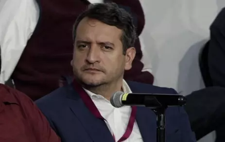 El hijo del ex Presidente Andrés Manuel López Obrador informó su decisión en una carta