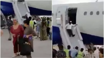 Todas las personas a bordo, incluyendo pasajeros y tripulación, lograron abandonar el avión de manera segura 