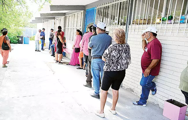 El 30 por ciento de las casillas electorales de la elección de diputados locales abrieron tarde.