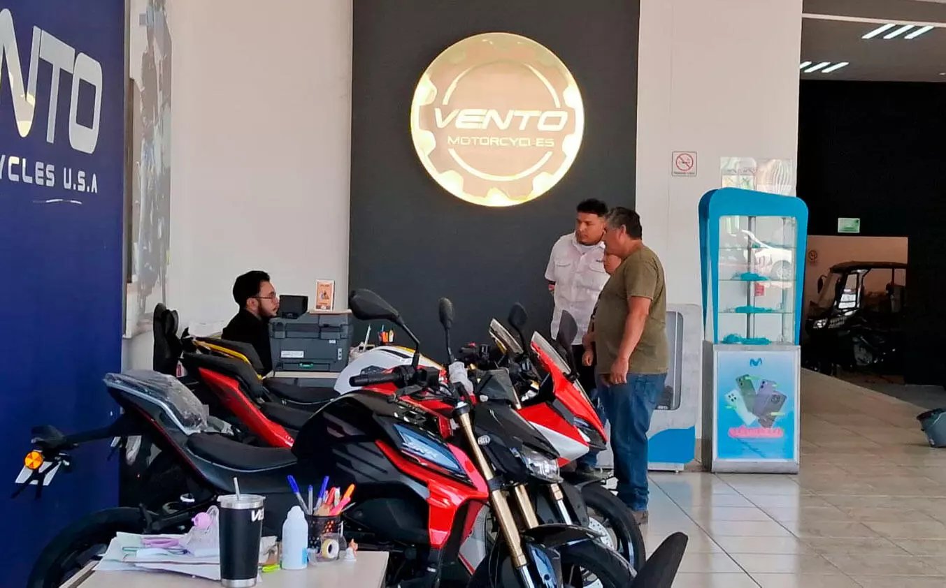 A casi un mes de espera, decidió cancelar la compra, lo que fue aceptado por la agencia; sin embargo, el pago inicial no ha sido devuelto, por lo que