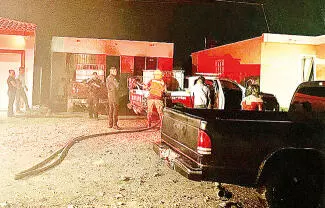 Antes de salir el dueño dejó conectada una extensión eléctrica improvisada para iluminar el baño, donde se dio el cortocircuito