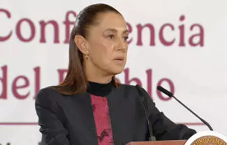 Recordó escándalos de administraciones anteriores, incluidos los contratos otorgados a empresas vinculadas con Genaro García Luna
