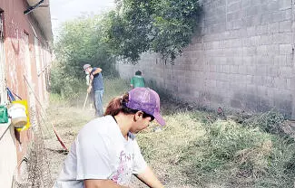 Autoridades llevaron a cabo la fumigación de la Escuela Primaria Héroes del 47.