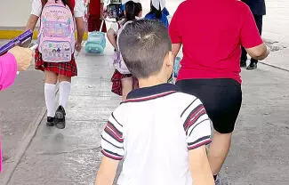 Algunos planteles modificaron horarios de entrada y de salida