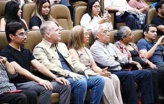 El empresario y diputado federal reiteró que el futuro de Monclova está en las nuevas generaciones