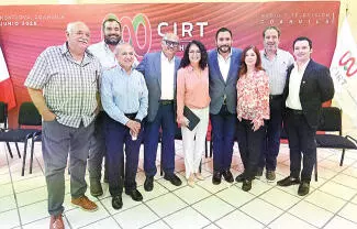Asiste el alcalde Carlos Villarreal y concesionarios de radio y televisión, a asamblea estatal