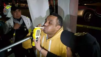 Durante ese periodo, personal de la dependencia realizó 53 mil 696 pruebas AlcoStop, consistentes en la detección de alcohol en el ambiente al interior de los vehículos