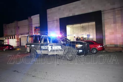El ver a su novia bailar con otro joven, habría interrumpido la celebración de forma abrupta. 