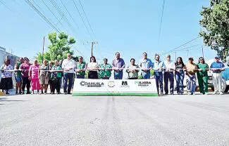 El alcalde Carlos Villarreal Pérez entregó la obra de recarpeteo de la Calle 26, en el tramo comprendido entre las calles 15 y Nueva.