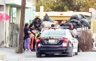 Las autoridades de los tres órdenes de gobierno realizaron por la tarde un operativo coordinado para cumplimentar una orden de cateo en una chatarrer