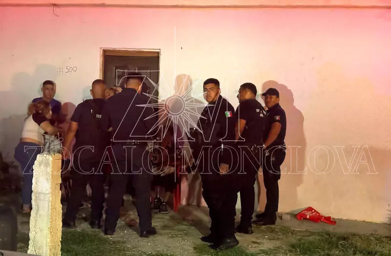Paramédicos de la Cruz Roja acudieron al lugar para brindarle los primeros auxilios.