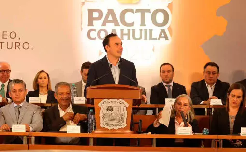 Destacó que el pacto articula a los tres sectores fundamentales del desarrollo económico, gobierno, empresarios y sindicatos.