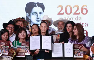 La iniciativa está integrada por ocho libros que regulan aspectos como la libre determinación y autonomía