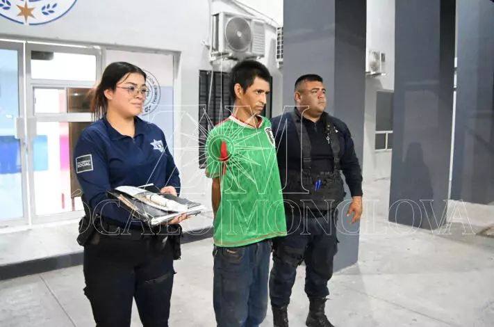  Un hombre de 31 años de edad fue puesto a disposición de las autoridades ministeriales durante la madrugada.