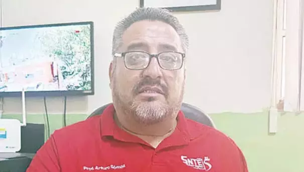 Gómez Almaguer añadió que también en el municipio de Frontera se gestionará con el municipio un espacio para habilitar el consultorio médico del ISSSTE.