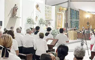 A los jóvenes les falta orientación vocacional, no saben qué hacer con su vida, consideró el párroco del Santuario de Guadalupe, Héctor Raciel de León
