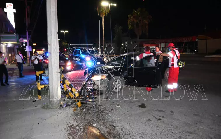 El percance ocurrió metros antes del cruce con la calle Torreón, a la altura de la colonia Guadalupe.