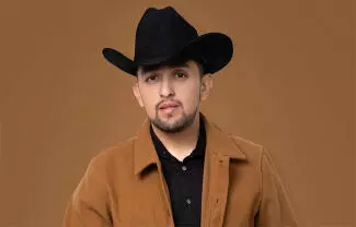 El cantante Adán Rodríguez, exvocalista de Los Nuevos Rebeldes, fue asesinado afuera de su casa, en Culiacán