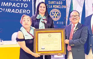 El Club Rotario Santiago de la Monclova, llevó a cabo el cambio de su mesa directiva para el periodo 2026-2027.