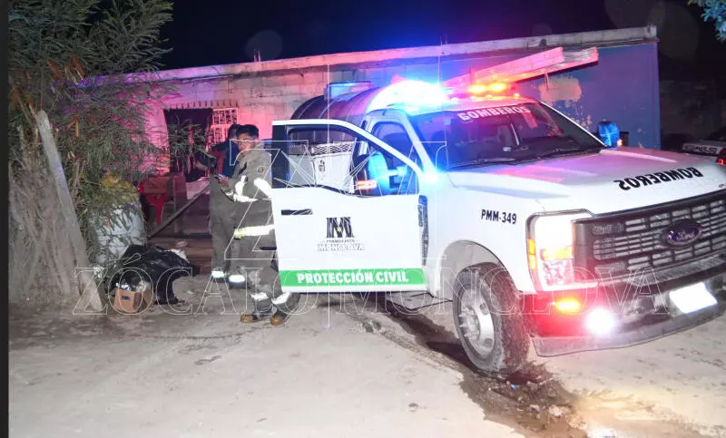 Los hechos ocurrieron sobre la calle 10, a la altura de la casa marcada con el número 1023, hasta donde arribaron los Bomberos.