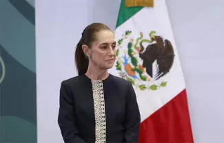 La Mandataria explicó que esos centros educativos no dependen de la Secretaría de la Defensa Naciona