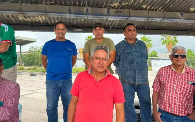Juan Ervey Valenzuela de la Torre exhortó a los ex trabajadores sindicalizados de AHMSA a verificar si aparecen o no en las listas que ordenó publicar la Juez del concurso Mercantil para la venta de AHMSA.