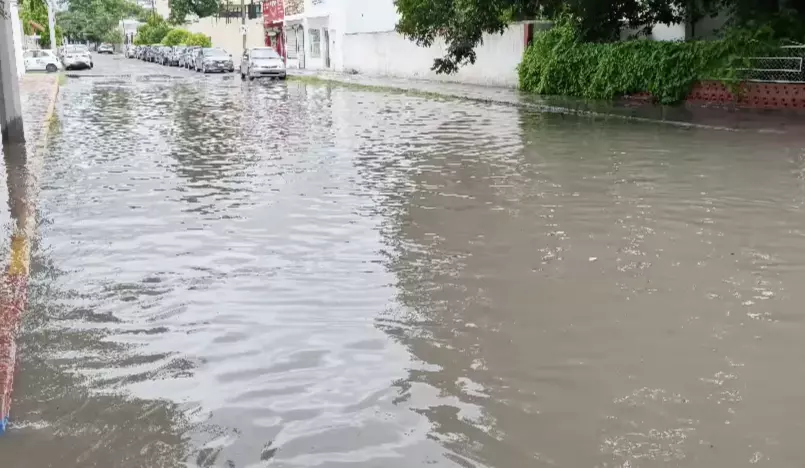El director del área informó que los puntos a monitorear son el cauce del río y los cauces naturales del Cerro de la Gloria, Cerro del Mercado y, en la zona urbana, el vado de Tecno-Trim, Sidermex, Anáhuac, Petrolera, Elsa Hernández y Bulevar San José.