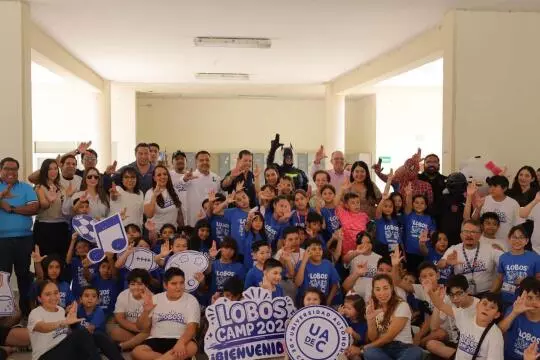 Impulsado por el rector Octavio Pimentel Martínez, a través de la Coordinación de Extensión Universitaria, el programa reúne durante dos semanas 