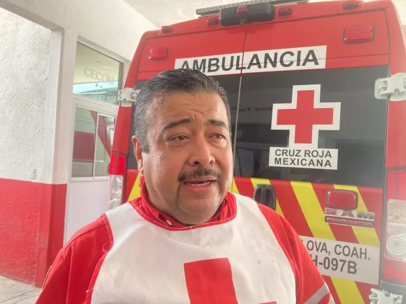 Comentó que constantemente reciben reportes de personas que se desploman de manera repentina mientras caminan o que son encontradas en sus domicilios sin signos vitales