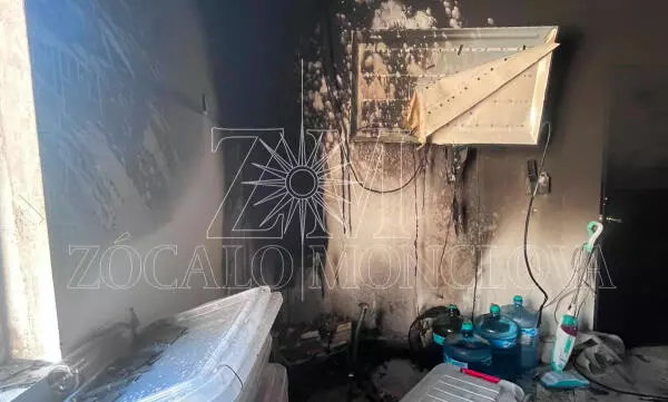 El siniestro se suscitó en un domicilio ubicado sobre la calle Benito Juárez, número 315, en la colonia Paloma Cordero de la Madrid, lo que generó una rápida movilización de los cuerpos de rescate.