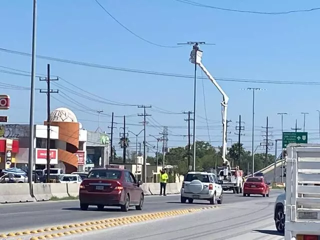 Estrada Mercado destacó que estas acciones preventivas han permitido mantener el consumo bajo control y evitar incrementos en la facturación del servicio eléctrico.