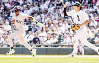 Tristan Peters recibió una base por bolas con las bases llenas en la 11.ª entrada para impulsar al corredor automático Chase Meidroth, y los Medias