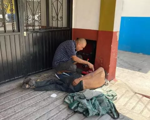 Explicó que recientemente recorrió las calles de la colonia Occidental, donde detectó a varias personas en situación de calle.