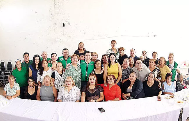 Construye Gabriel Elizondo agenda ciudadana