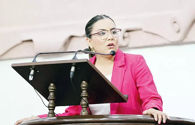 Impulsa acceso de mujeres a pensiones alimenticias