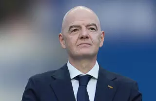 La UEFA exigió cambios en la FIFA tras retirar el plan para vender parte del Mundial y aseguró que perdió la confianza en la gestión de Gianni Infanti
