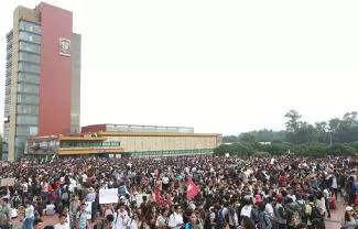 Empresa encargada del examen en la máxima casa de estudios opera cursos educativos del Gobierno, también con irregularidades