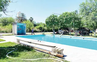 Aunque el calor invita a visitar una alberca, cuando es muy intenso la gente prefiere no salir de su casa