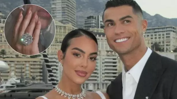 La pareja empezó a salir en 2016 después de conocerse en una tienda de Gucci; la modelo trabaja como dependienta y el flechazo fue mutuo e inmediato