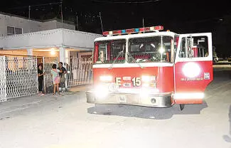 Una intensa movilización de los cuerpos de emergencia se registró durante la madrugada de ayer en la colonia Anáhuac.
